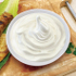 White sauce with mild garlic flavor. Gives freshness in green salads or cucumber.